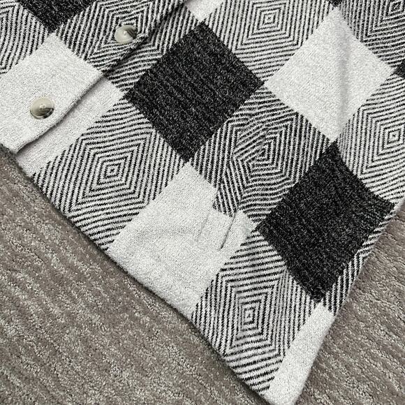 CJ Banks Jacket Womens 3X Black White Plaid Fuzzy Cozy Button - Picture 3 of 12